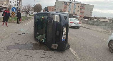 Iğdır'da iki araç çarpıştı: 2 yaralı