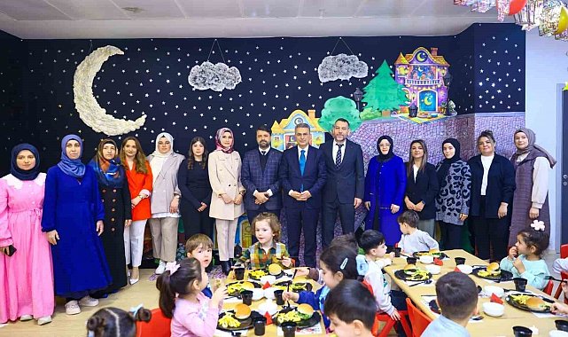 İlkadım'da minikler, tekne oruçlarını Başkan Kurnaz ile birlikte açtı