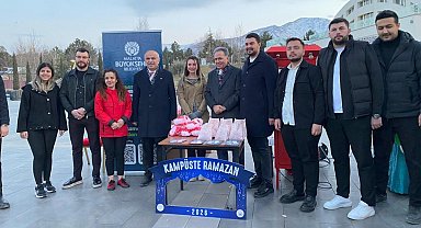 İnönü Üniversitesi geleneksel iftar yemeğinde buluştu