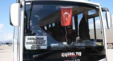 İran Kadın Milli Takımı Gürbulak Sınır Kapısı'ndan ülkelerine geçti