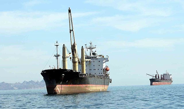 İran: "ABD-İsrail'in İran'a saldırılarına katılmayan ve desteklemeyen ülkeler Hürmüz Boğazı'ndan geçebilir"