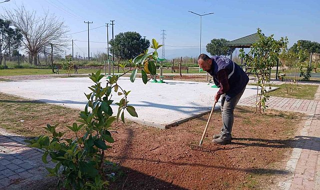 Işıklı Parkı'nda çevre düzenlemesi başladı