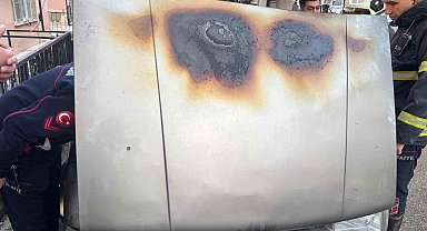 Isparta'da park halindeki Tofaş'ın motor kısmı yandı