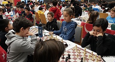 İstanbul Beylikdüzü'nde geleneksel turnuvada hamleler konuştu