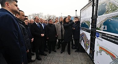 İstanbul Kadıköy Meydanı'nda dönüşüm başladı