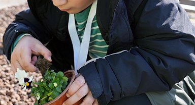 İstanbul Maltepe'de 'tarım parkı' minikleri ağırladı