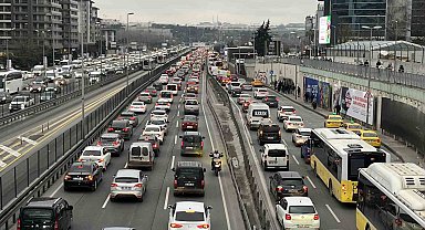 İstanbul'da akaryakıt zammı trafiğe yansımadı