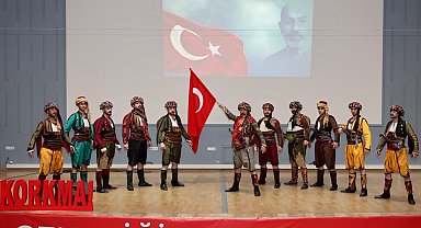 İstiklal Marşı'nın kabulü dolayısıyla tören yapıldı