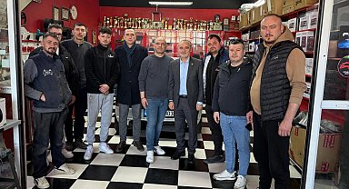 İYİ Partili Akalın'dan araç aksesuarı sektörüne ziyaret