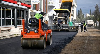  İzmir Bornova'da yol seferberliği