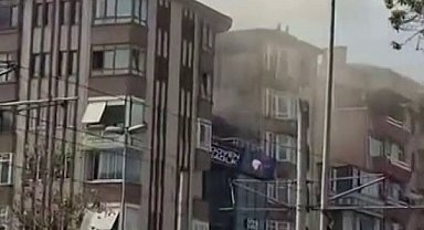 İzmit'te 7 katlı binanın çatısındaki bacadan çıkan yangın korkuttu