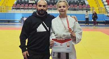 İzmitli Özge Çolak Judoda Türkiye üçüncüsü oldu