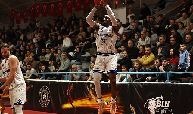 Kağıtsporlu basketbolcular Süper Lig hedefine odaklandı