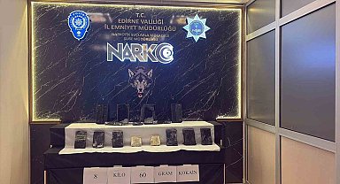 Kapıkule'de araçtaki gizli bölmede 8 kilo 60 gram kokain ele geçirildi