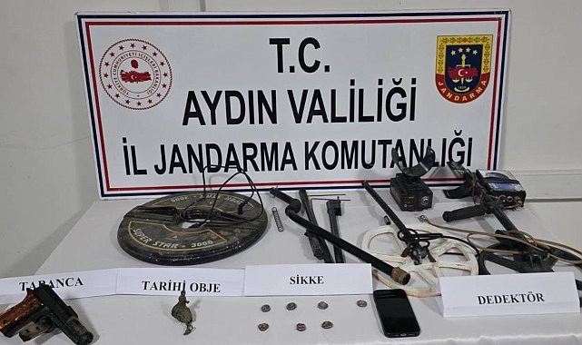 Karacasu'da tarihi eser kaçakçılığı operasyonu: "7 adet Yunan sikkesi ele geçirildi"