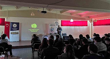 Karacasu'da üniversite öğrencilerine çevrimiçi suç unsurları anlatıldı