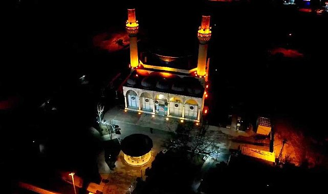 Karapınar'da Kadir Gecesi coşkusu