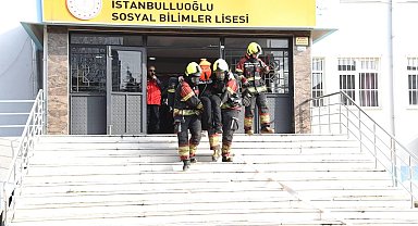 Karesi'de 413 öğrencili dev deprem tatbikatı