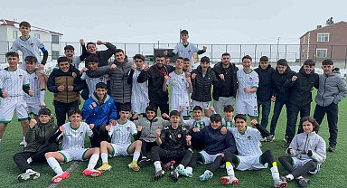 Kars 36 Spor U16 takımı şampiyon oldu, Türkiye Finalleri'ne katılacak