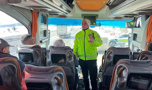 Kars'ta trafik denetimleri aralıksız sürüyor