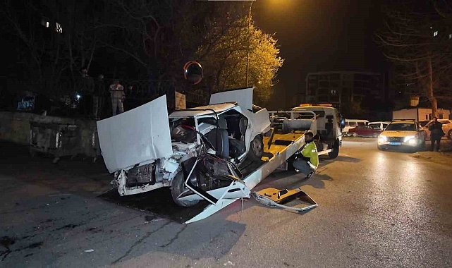 Kartal'da yokuş aşağı hız faciası: Sürücü hayatını kaybetti