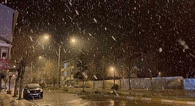 Kastamonu'da kar yağışı etkili oldu