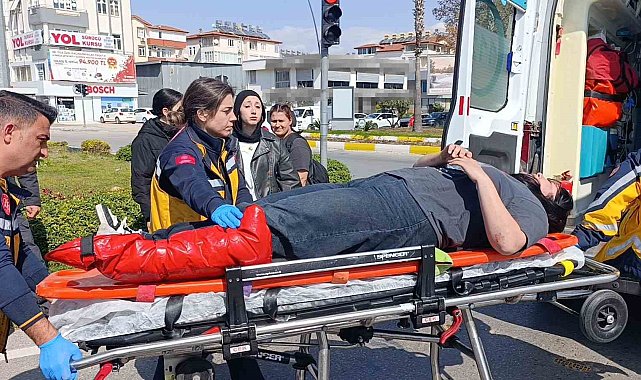 Kavşaktan dönmeye çalışırken motosikleti devirdi: 1 yaralı