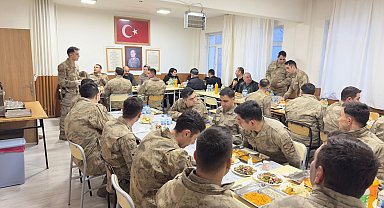 Kaymakam Arıkan, jandarma personeliyle iftarda buluştu