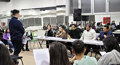 Kayseri Talas Karadut Tiyatrosu yetenek peşinde