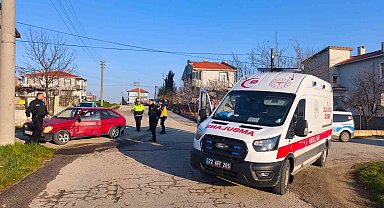 Keşan'da iki otomobilin çarpıştığı kazada 1 kişi yaralandı