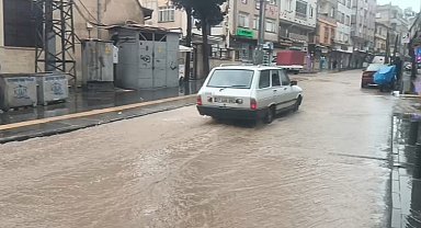 Kilis'te kuvvetli yağış ve sis etkili oldu