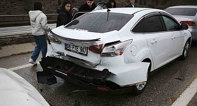 Kırıkkale'de zincirleme kaza: 3 yaralı