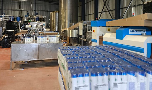 Kocaeli'de jandarma ve zabıtadan kaçak imalathaneye ortak operasyon