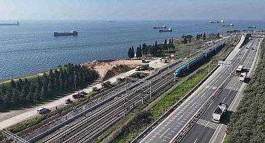 Kocaeli'de yüksek hızlı trenin çarptığı kişi hayatını yitirdi