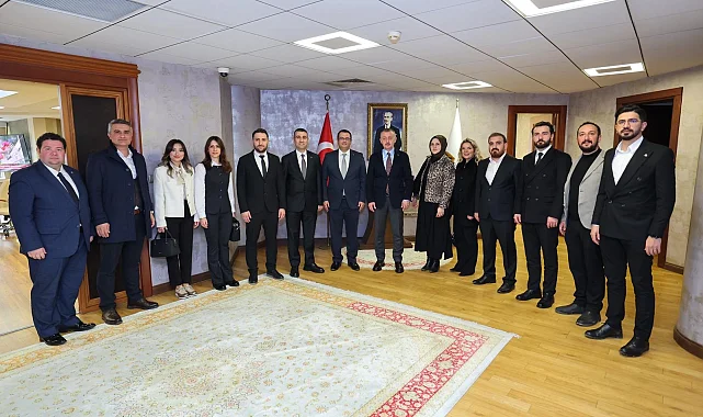 Kocaeli'de Başkan Büyükakın'a ziyaretçi akını