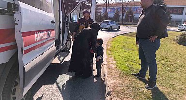 Kontrolden çıkan motosiklet devrildi : 4 yaralı