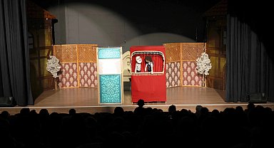 Konya Karatay'da gölge oyunu ve tiyatro etkinliklerine yoğun ilgi