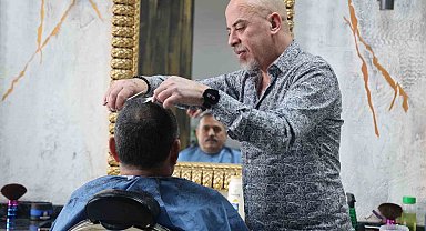Konya'da berberlerde gün boyu bayram yoğunluğu