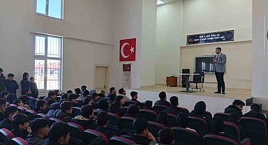 Kovancılar'da Ramazan-ı Şerif Konferansı