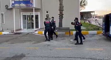 Kur'an-ı Kerim'lere zarar veren 2 kişi tutuklandı