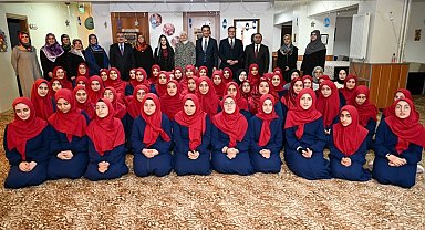 Kur'an kursu öğrencileriyle iftar yaptılar