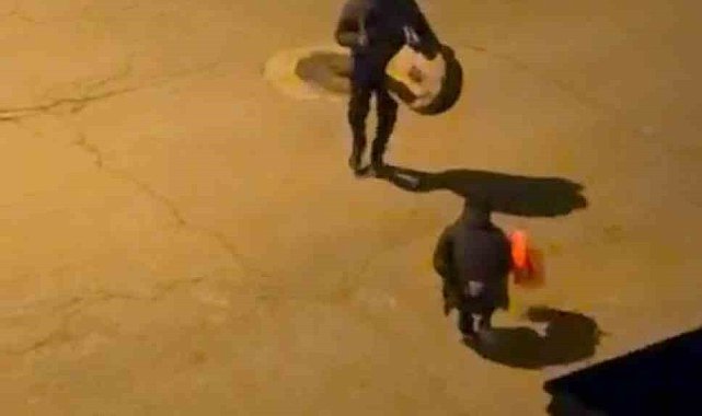 Kurtalan'da sahur için çalınan davula tek başına halay çekti