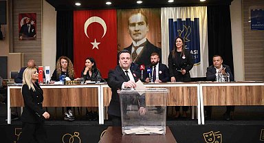 Kuşadası Belediye Başkanı Günel'in yerine Demirtaş getirildi