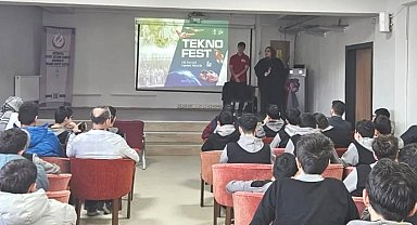 Kütahya Şehit Selim Cansız Anadolu İmam Hatip Lisesi'nde TEKNOFEST heyecanı