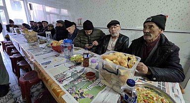 Kütahya'da 45 yıllık "Askıda iftar" geleneği