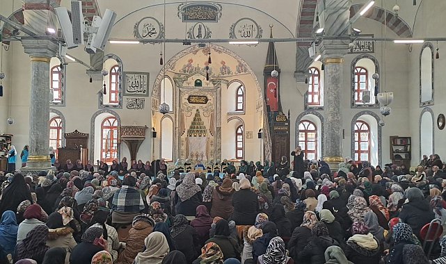 Kütahya'da bayanlara özel Kadir Gecesi programı