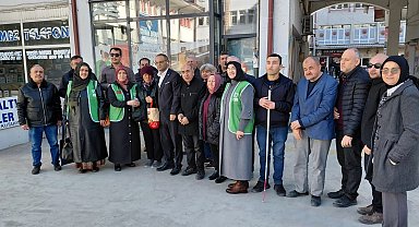 Kütahya'da görme engellilere konuşan saat desteği