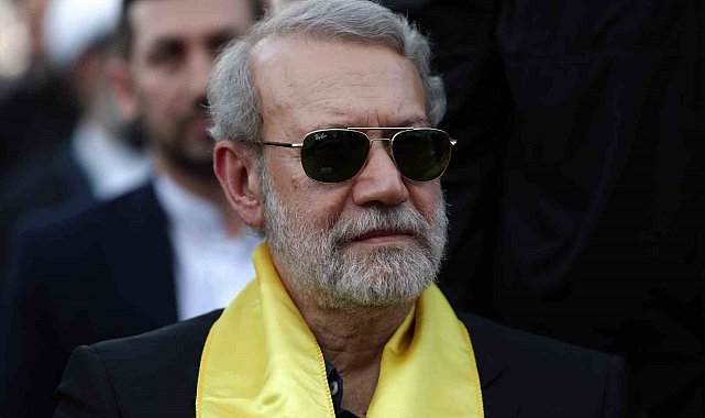Laricani: "Trump, Netanyahu'nun palyaçoluklarıyla ABD halkını İran'la haksız bir savaşa sürükledi"