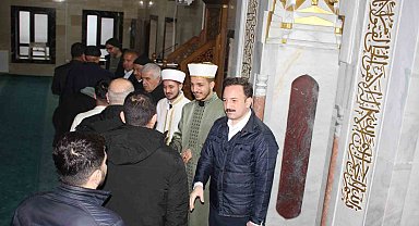 Malazgirt'te bayram namazı coşkusu