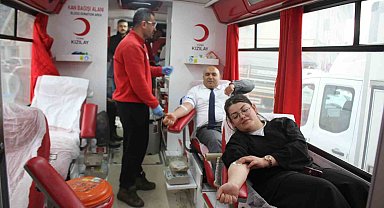 Malazgirt'te kan bağışı kampanyasına yoğun ilgi